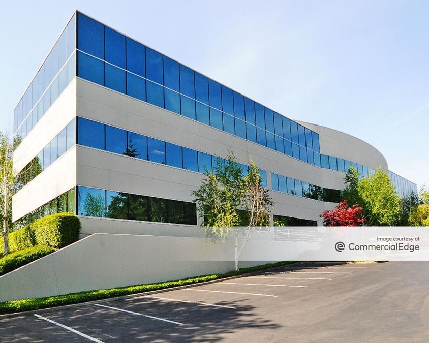 Kirkland 405 Corporate Center - Building A-1 & A-2