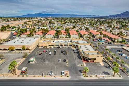 High Valley Retail Center