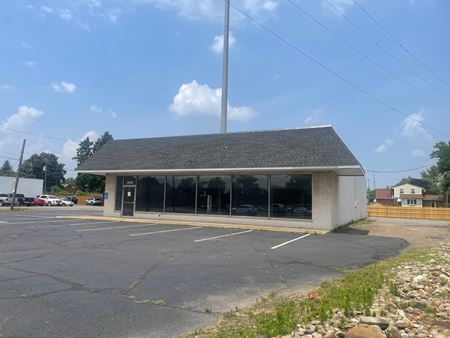 Photo of commercial space at 4575 W Tuscarawas Street in Canton