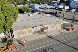 2670 N Main St