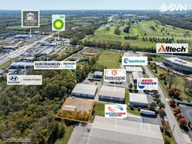 Lot with Building for Lease