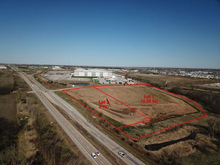 Photo of commercial space at NEC 138th and Hwy 370 - Address to be assigned with final plat in Papillion