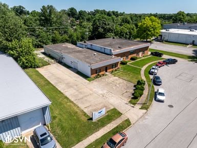 5320 SF Warehouse For Lease