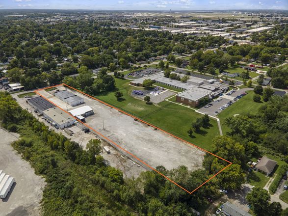 +/- 6,500 SF Industrial Space w/ 2.5 Acres Outdoor Storage