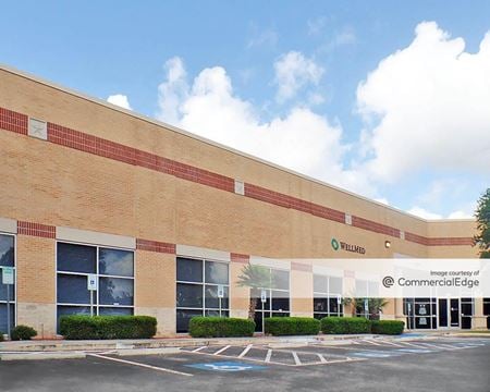 Photo of commercial space at 5800 Northwest Pkwy in San Antonio