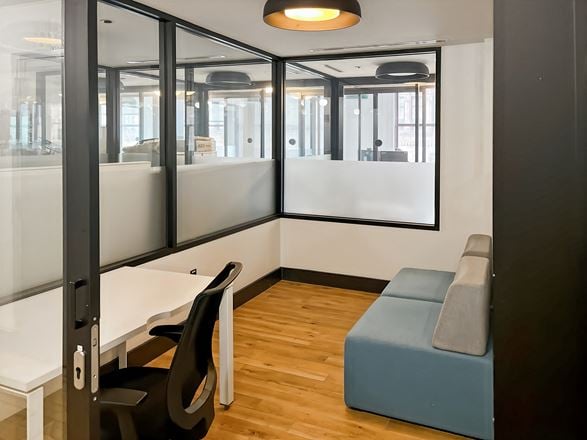Spaces - Chicago - 332 S Michigan Avenue
