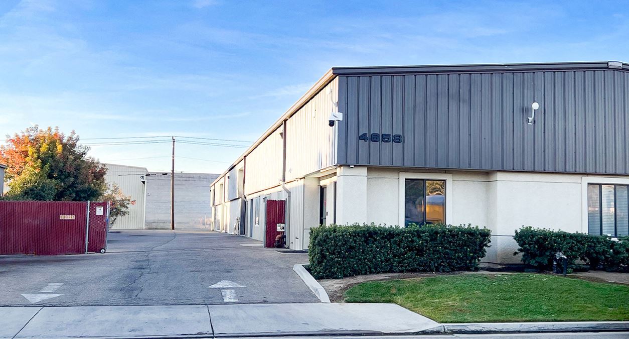 4658 E. Weathermaker Avenue, Fresno, CA 93703