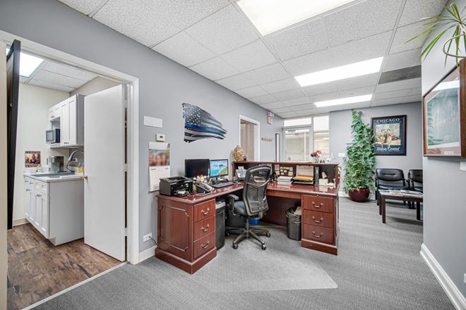 1S443 Summit Ave, Suite 205, Oakbrook Terrace, IL 60181