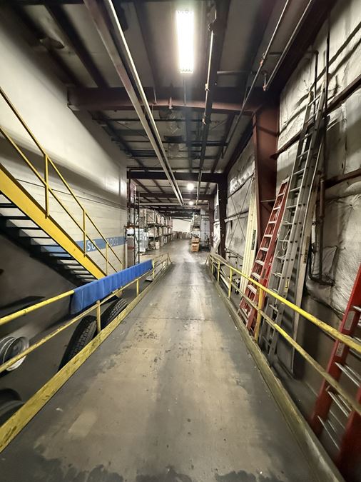 Flash Industrial Building