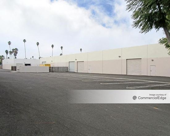 Riverside Business Park - 3343-­3492 Chicago Avenue & 3330-3494 Durahart Street