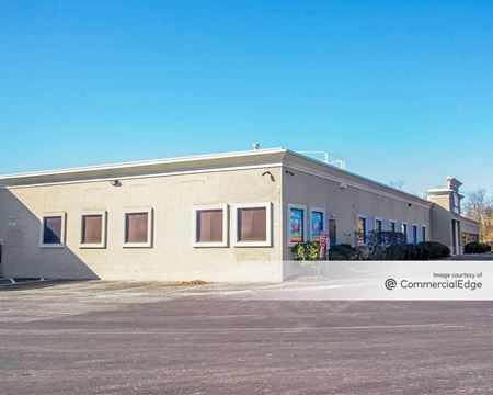 Commercial space for Rent at 185 Commerce Drive in Fort Washington
