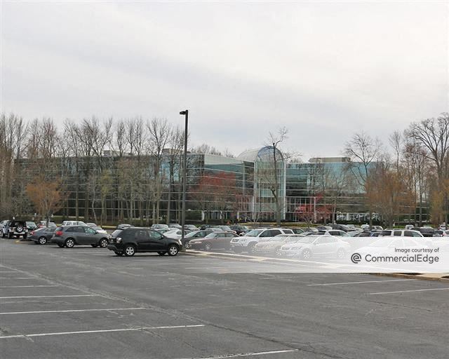 Laurel Corporate Center - 10000 Midlantic Drive