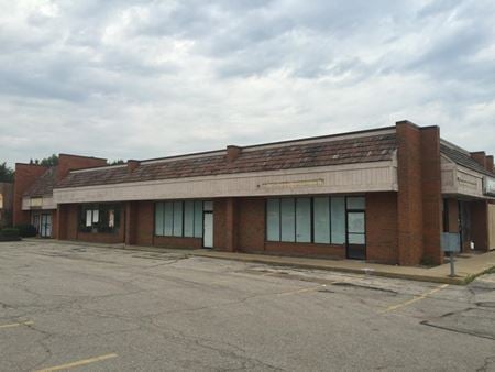 Retail space for Rent at 2495 Romig Road in Akron