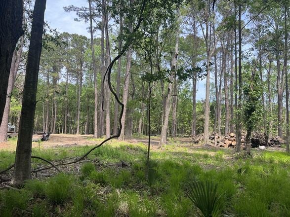 4-11 ACRES OF PRIME LAND
