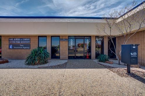 5233 79th Street