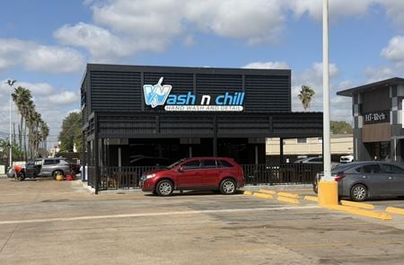 Retail space for Rent at 8570 Westheimer Rd in Houston