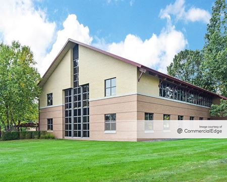 Commercial space for Rent at 1515 Arboretum Drive SE in Grand Rapids
