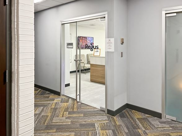 Regus - Grand Rapids - Peninsular Dr