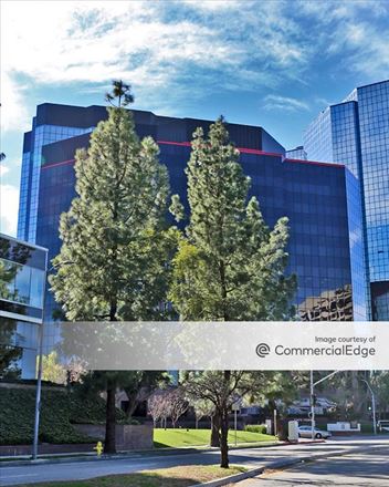 Warner Center Tower 2