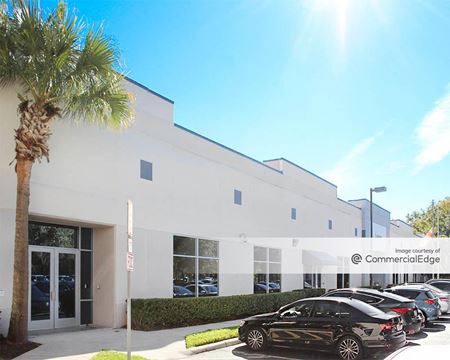 Photo of commercial space at 975 Keller Road in Altamonte Springs