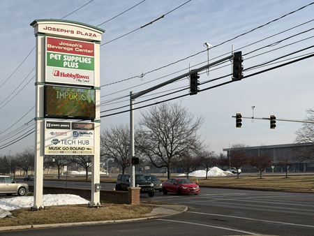 Retail space for Rent at 4121 Talmadge Road in Toledo
