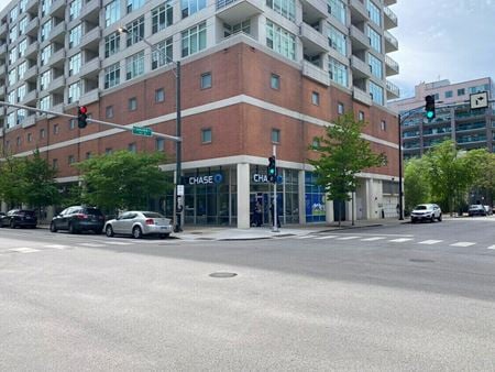 Retail space for Rent at 909 W Washington Blvd in Chicago