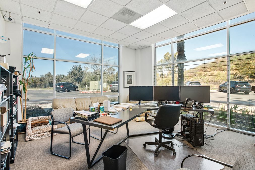 2355 La Mirada Dr