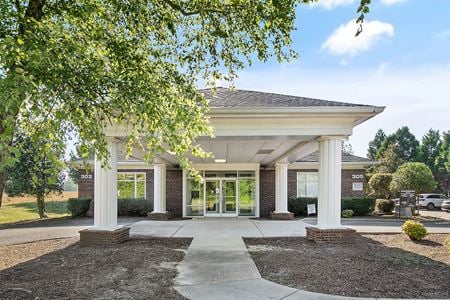 Photo of commercial space at 303 Tilghman Drive in Dunn