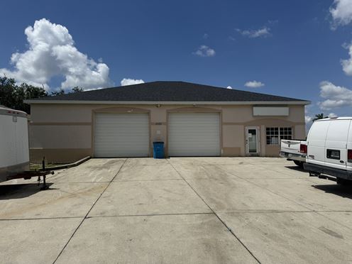 3,120 SF Industrial Flex Building For Sale