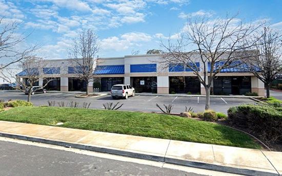 LIGHT INDUSTRIAL SPACE FOR LEASE