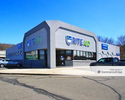 Ansonia Plaza Center