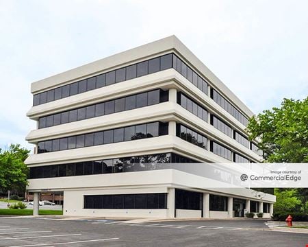 Photo of commercial space at 1104 Kenilworth Dr in Towson