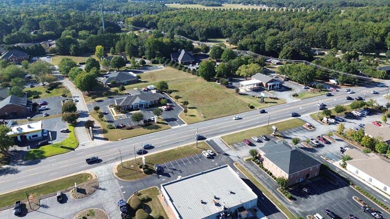 2123B Hwy 81