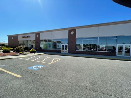 Retail Space in Shopping Center - Springfield