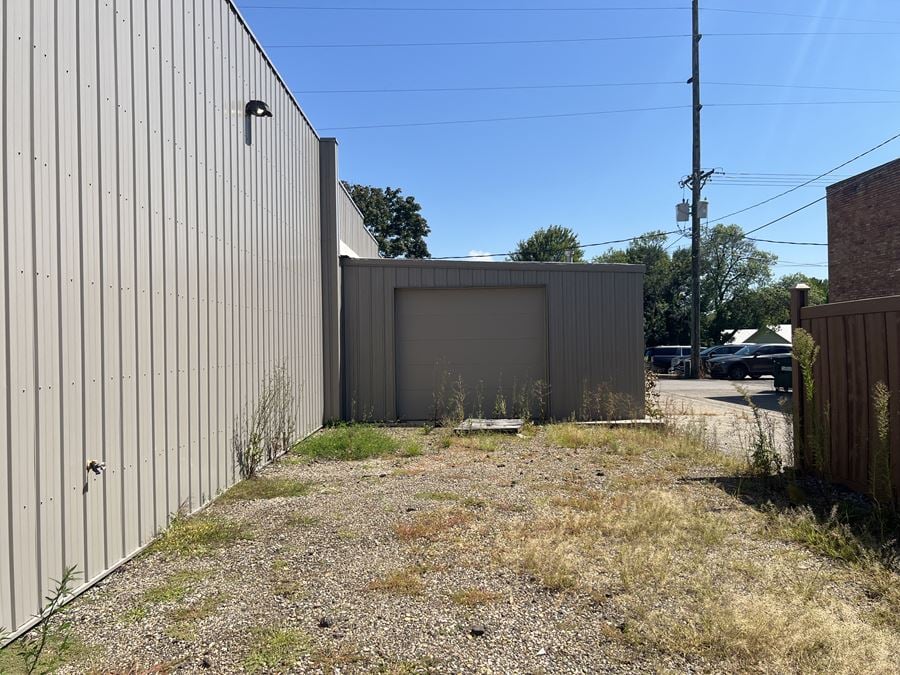 106 S Main St, Lake Crystal