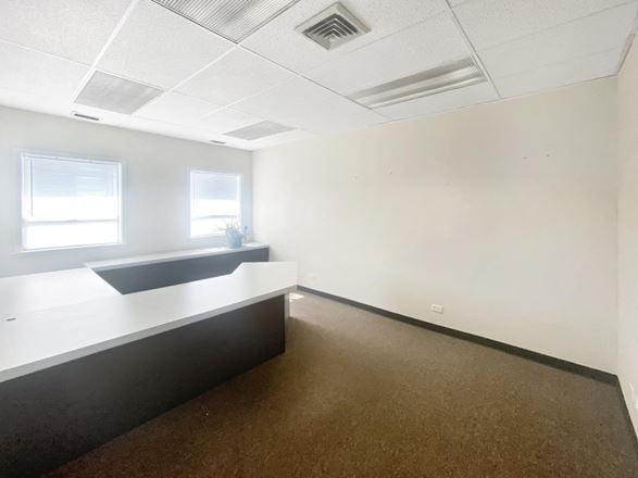 1084 Industrial Dr Bensenville