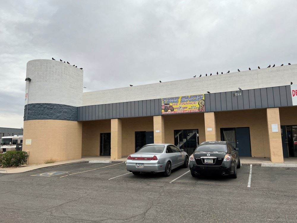 2030, 2040, 2050 W Deer Valley Rd