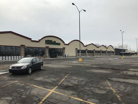 Flat Rock Plaza - Flat Rock
