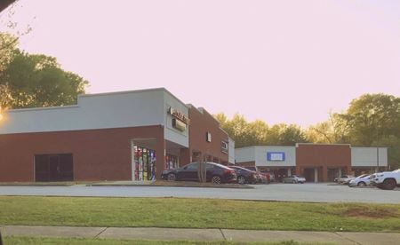 Retail space for Rent at 650-670 Grove Rd in Locust Grove