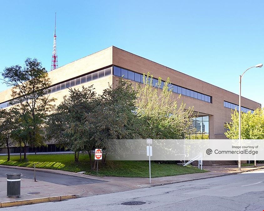 Convention Plaza III