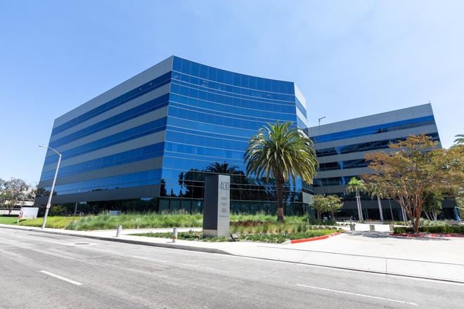 CA, El Segundo LAX - Continental Grand
