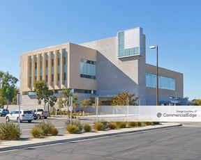 Antelope Valley Hospital Campus - 44105 15th Street West