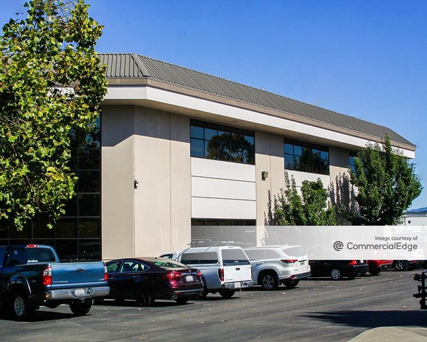 Oak Valley Business Center - 463 Aviation Blvd