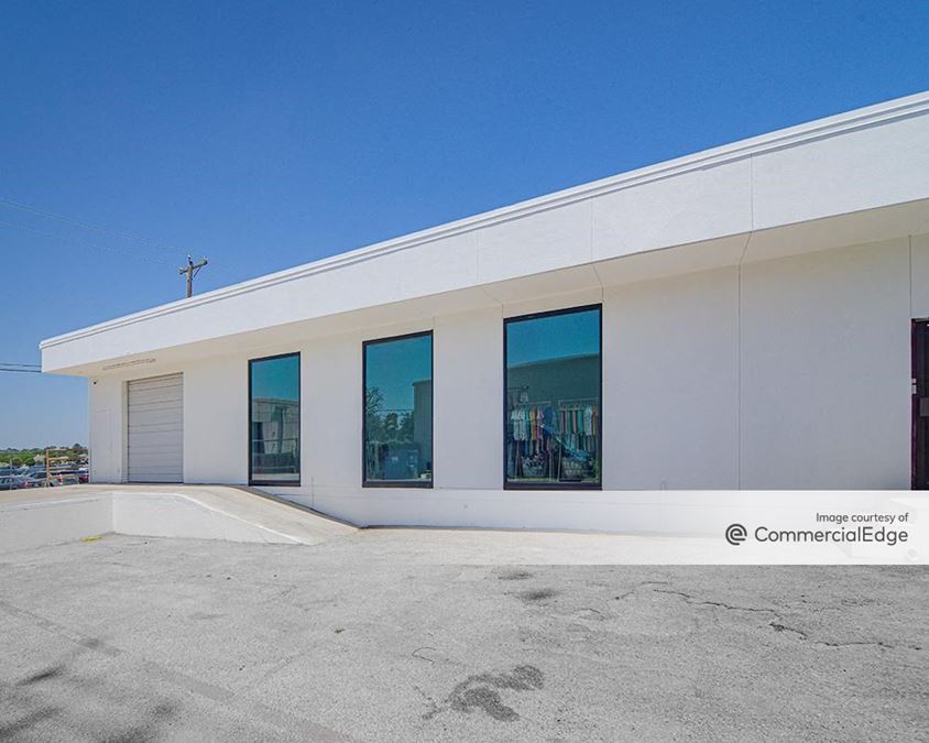 10501100 Pamela Drive 1100 Pamela Drive, Euless, TX Industrial