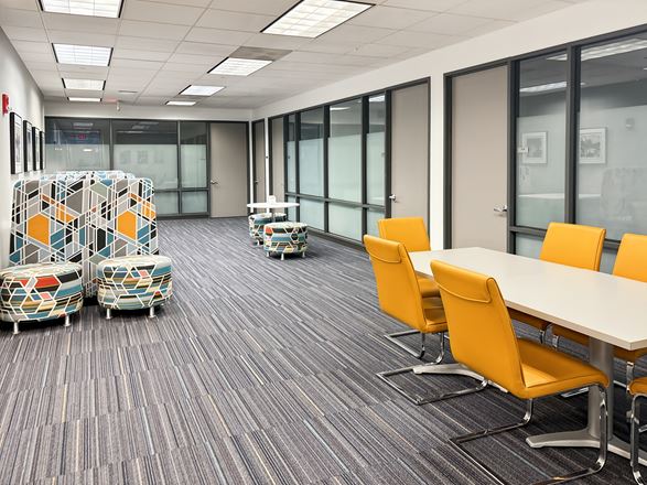 Regus - Schaumburg - McConnor Pkwy