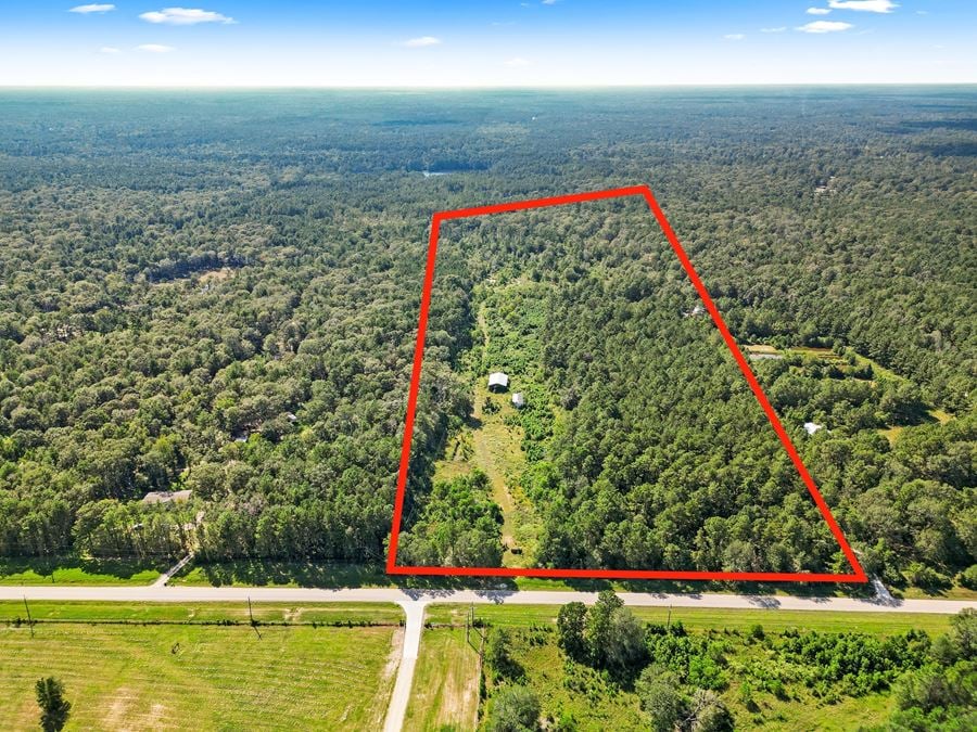 40 Acres of Opportunity: Perfect for Development or Expansion