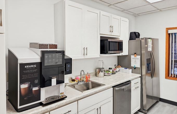 Regus - Green Bay - Velp Ave