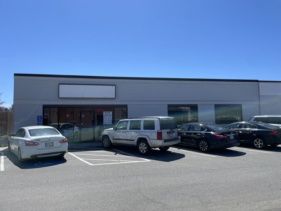 Cook's Corner Retail Space