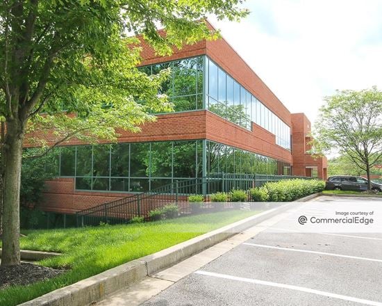 Dolfield Office Park - 300 Redland Court