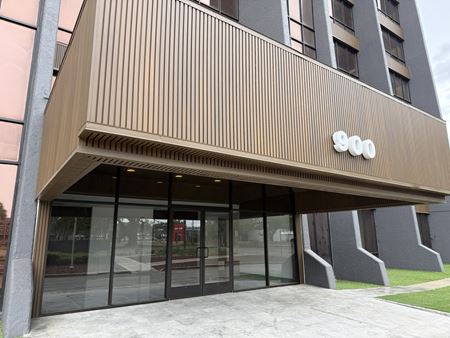 Office space for Rent at 900 N University Blvd in Jacksonville